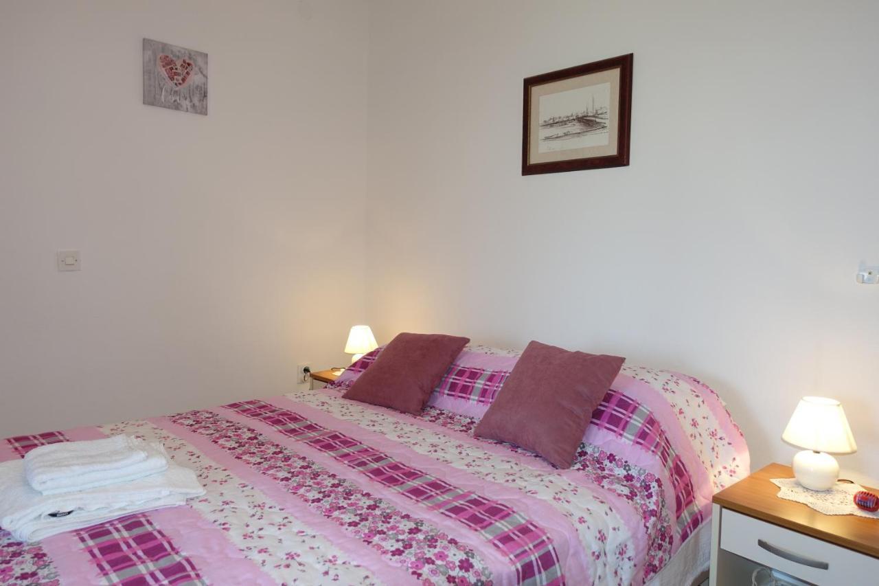 Apartments And Rooms With Parking Space Nin, Zadar - 5805 Esterno foto