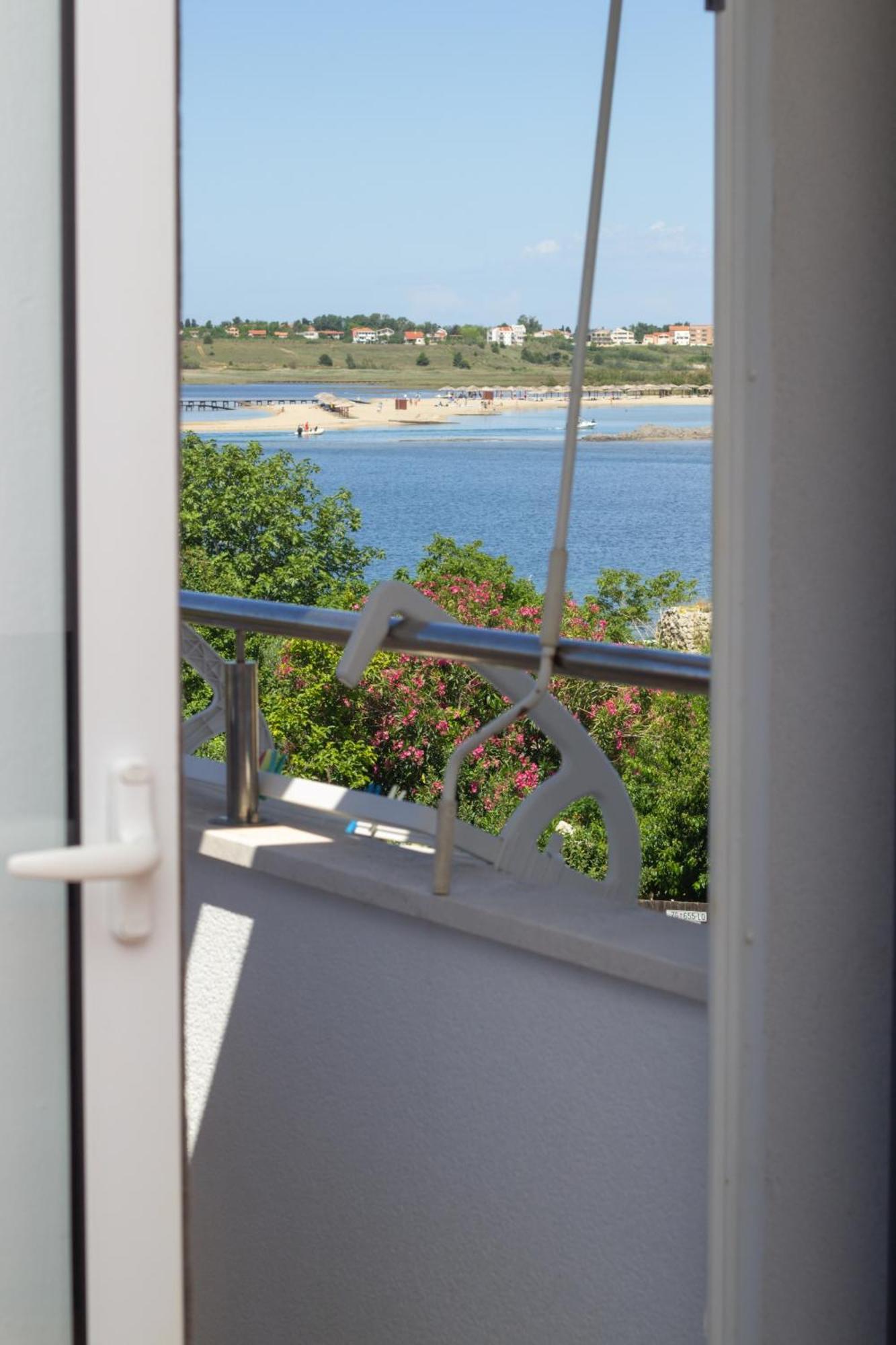 Apartments And Rooms With Parking Space Nin, Zadar - 5805 Esterno foto